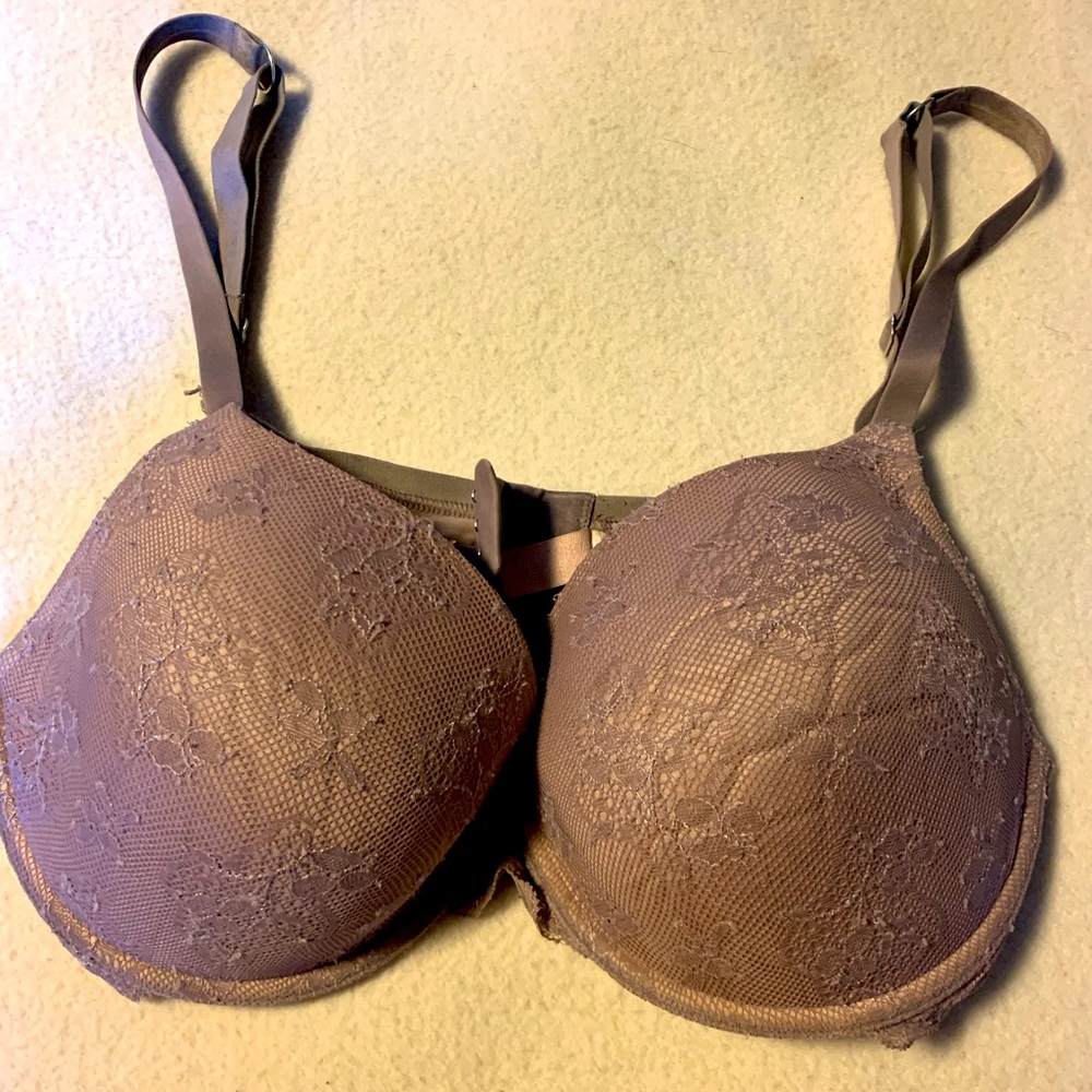 34 DVictoria secret bra